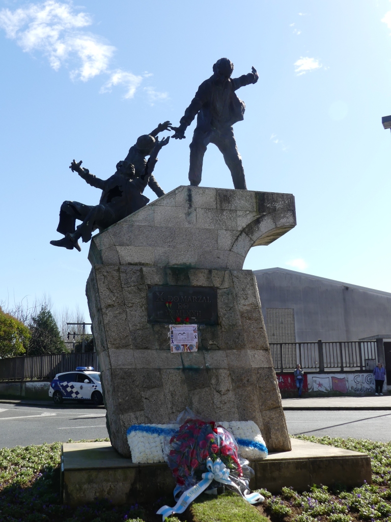 17-03-10-DiaClaseObreiraGalega-Ofrenda-Ferrol-04.jpg
